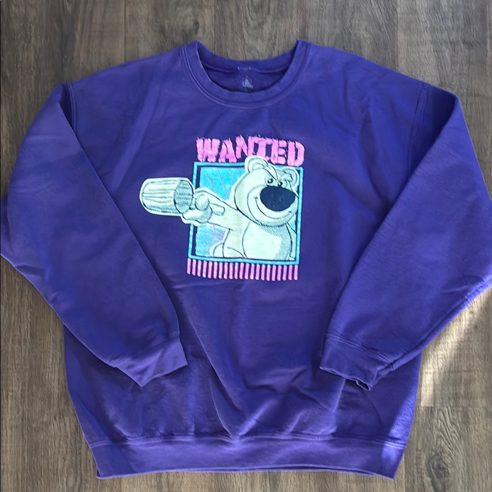 Vibrant Purple Graphic Men's Sweatshirt